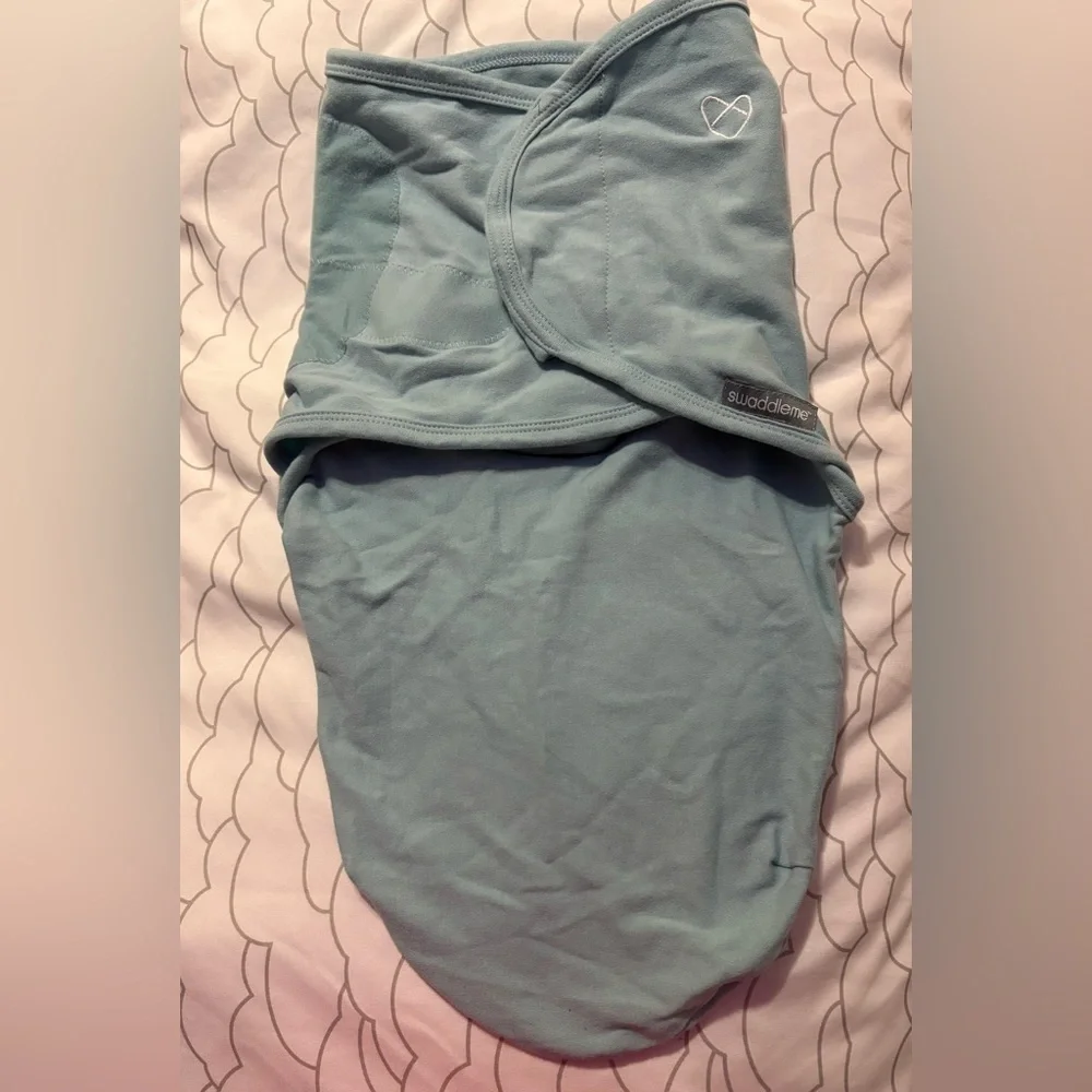 SwaddleMe Soft Blue Baby Swaddle 2 pcs